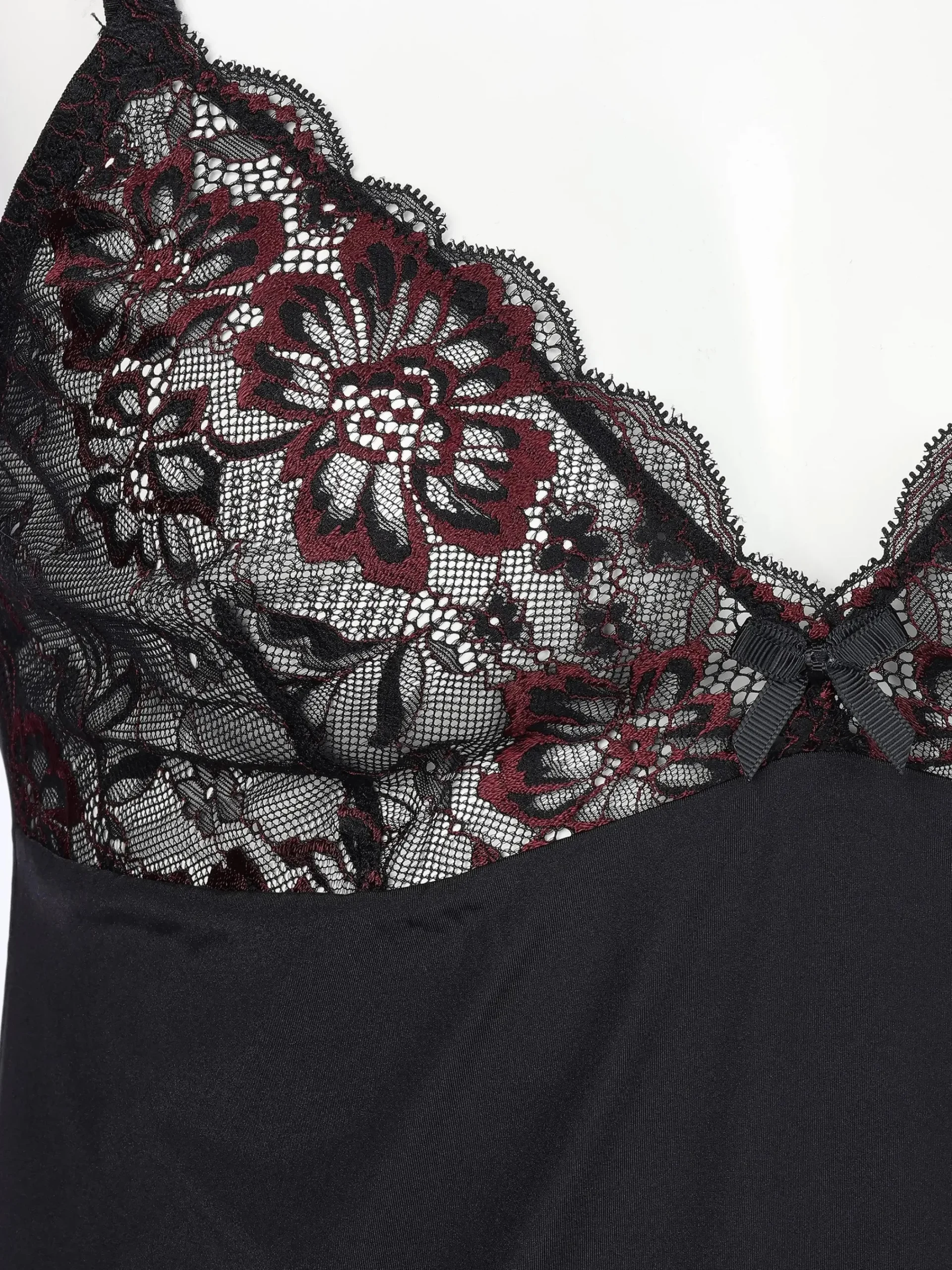 Damen Sure Damen Nachthemd mit zweifarbiger Spitze