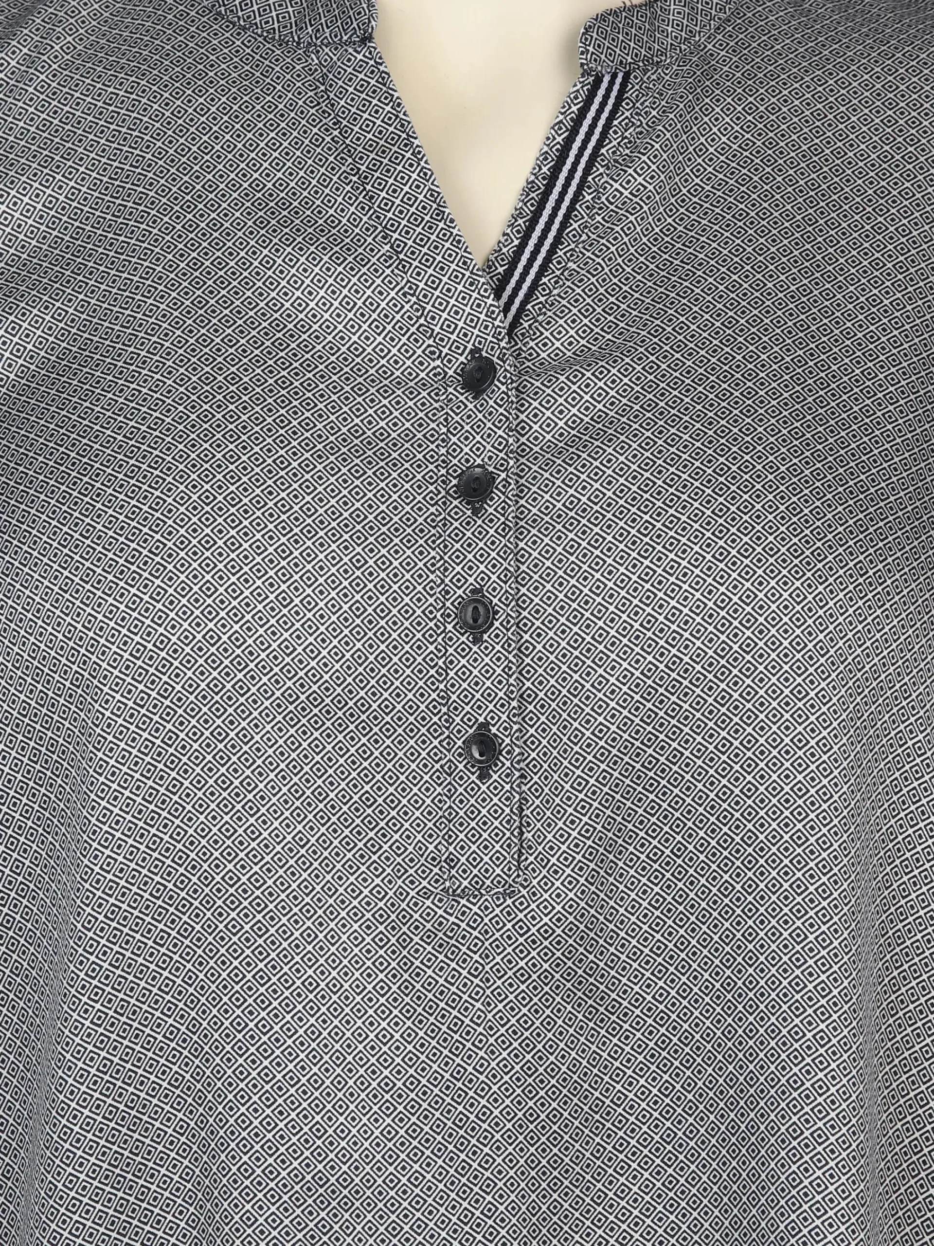 Damen Sonja Blank Große Größen Bluse im Minimalprint