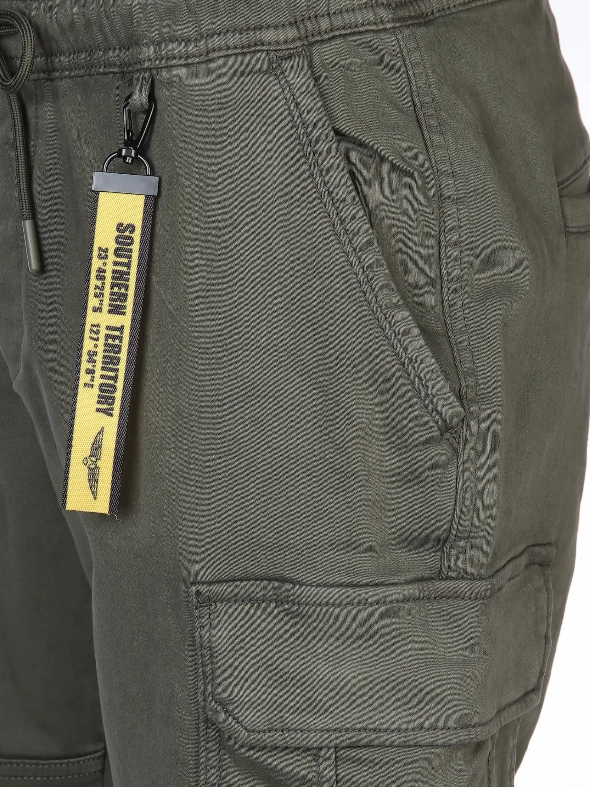 Herren Southern Territory Herren Cargohose im Joggpant Style