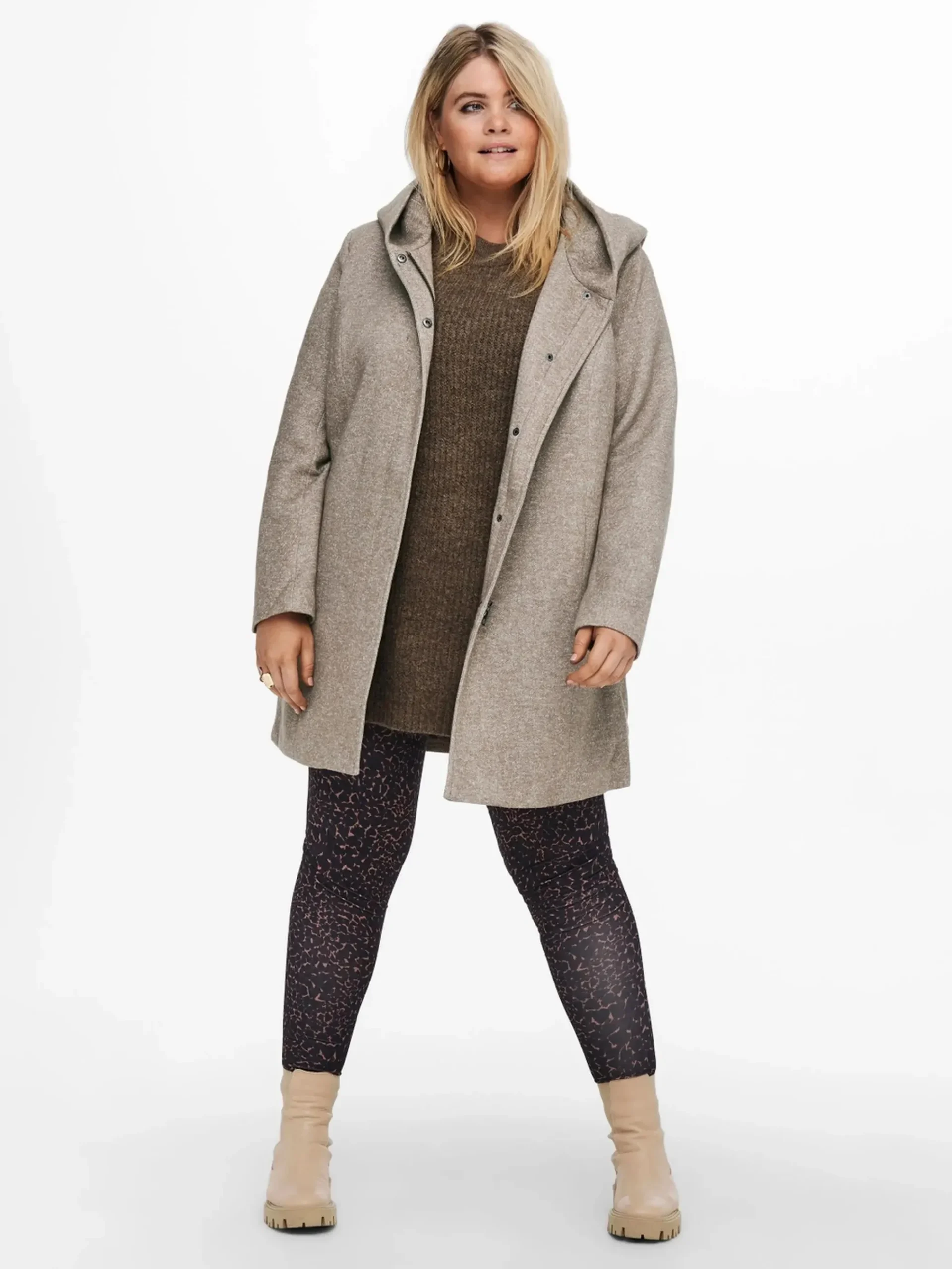 Damen Only Carmakoma CARSEDONA LIGHT COAT Mantel